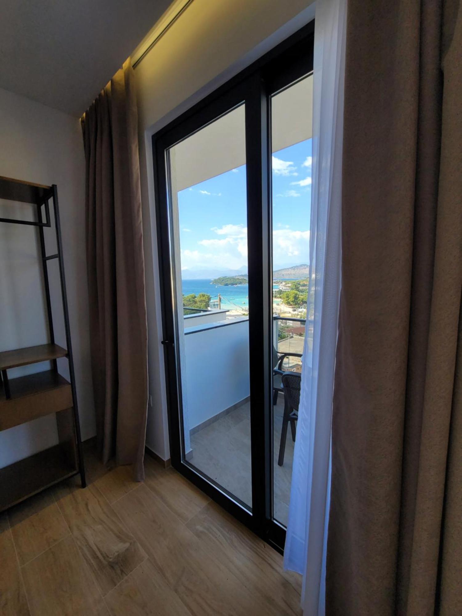 Guesthouse Siars Εξαμίλιο Εξωτερικό φωτογραφία