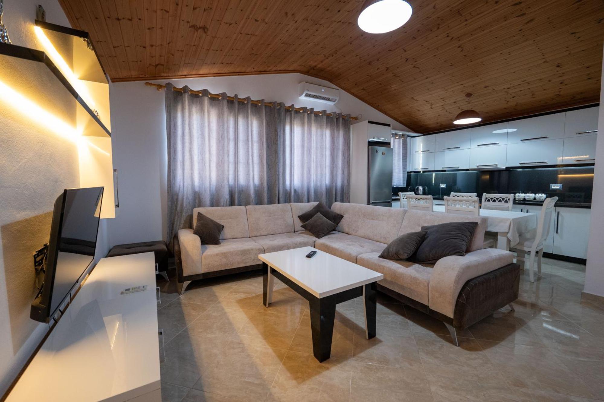 Guesthouse Siars Εξαμίλιο Εξωτερικό φωτογραφία